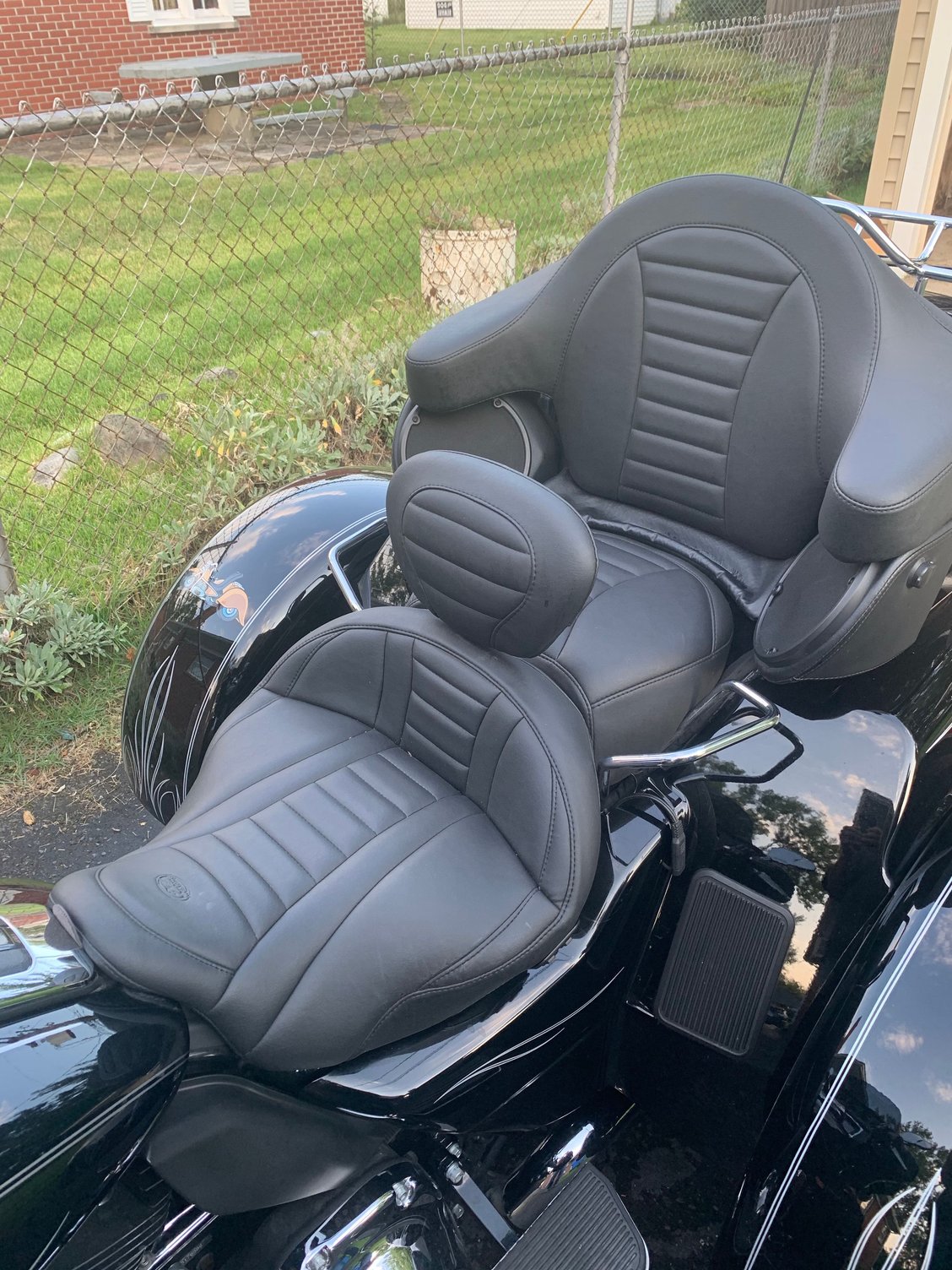 Mustang Super Touring Heated Seat setup Harley Davidson Forums