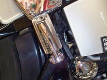 you can see the seat bolt in this photo