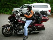 I no longer use the round duffle bag on rack.