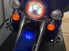 Yes yes …… lol. I honestly bought the lights not knowing I could change the color via Bluetooth. 