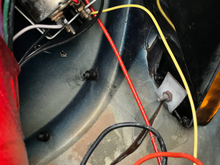 Cylinder head gauge wiring.