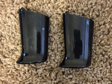 Rear turn signal arms.