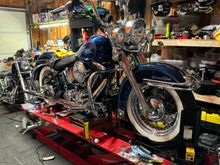 Put the front Hub cap on