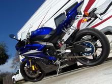 100 9088[1]
2007 yamaha R6 factory production race bike.