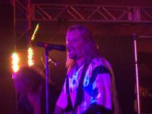 Vince Neil played at halftime... WAY better than WTF ever else was on.