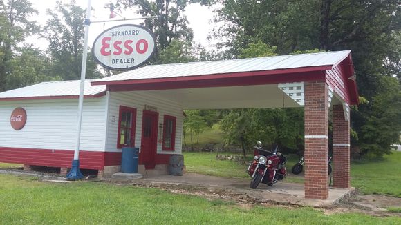 You can tell i like this station. Take you back in time.