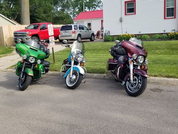 Mine, ol Lady and brothers all Lrs