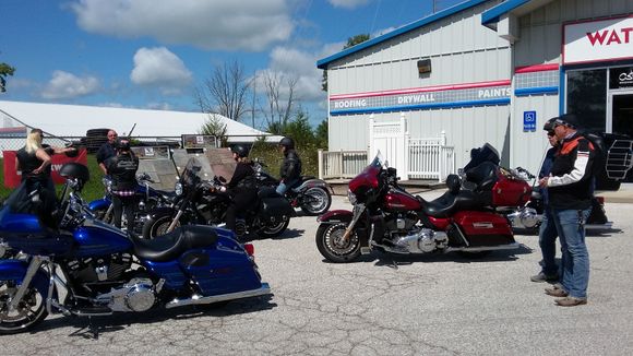 Another photo at the meet up point.