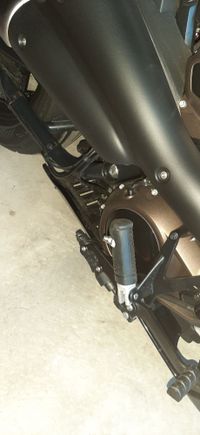 Sportster S peg raised now possible with early type springs.