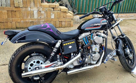 my latest FX with a Corbin seat, the most comfortable seat I've ever had on a Shovel