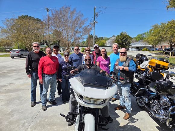 Rick on Tony's "117-ish" Road Glide with the BBQ Crew