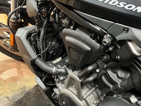 For such an expensive bike that took so long to release, you’d think this would look better.