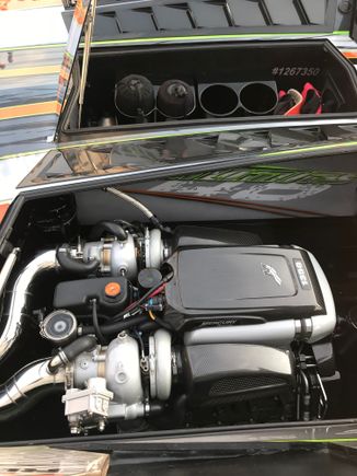 Twin 1350 hp engines 