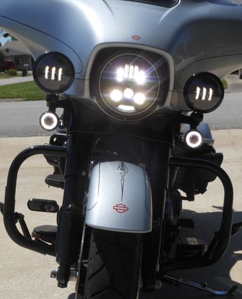 CD LE Headlight. Passing Lamps and Turn Signal 