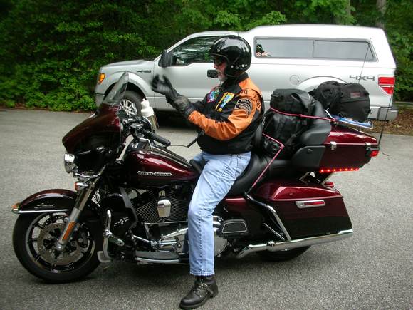 I no longer use the round duffle bag on rack.