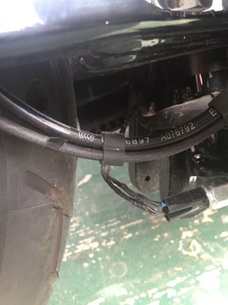 Does anybody else think they could have made this so the wires are not so close to the rear tire it looks like a problem waiting to happen. Im gonna have to wire tie this out of the way.