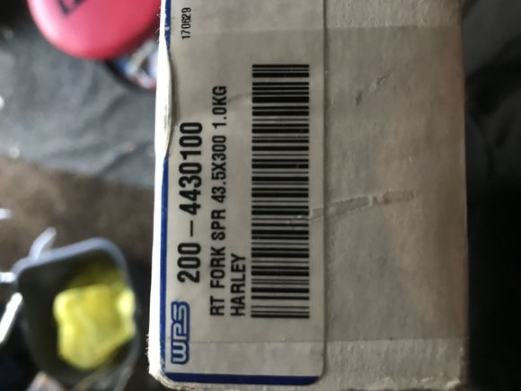 I have 49mm forks, but this is what I was told and 1.0 kg cause of my size, thank-you USMC!!!!!