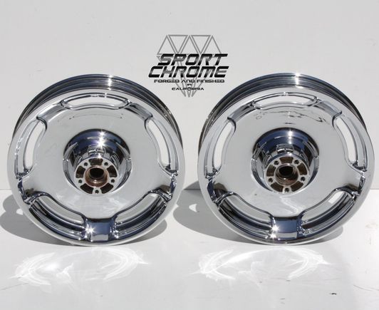 06-08 Street Glide chrome wheels by Sport Chrome
