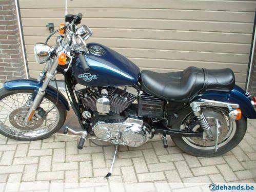 Harley Davidson Sportster 1200 Custom.  I love it!!