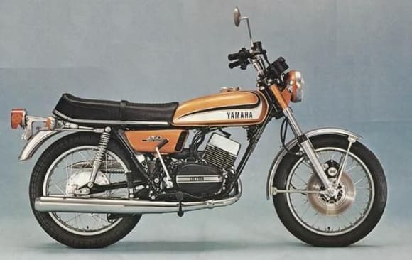 3rd Bike   1972 Yamaha RD250