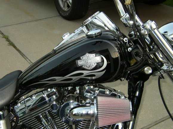 New Tank badge and HD A/C