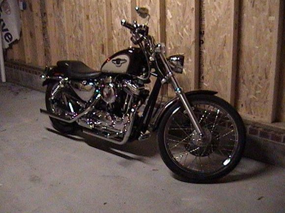 not very good pics of my toy pict 4 (low light with a digital)A Wimmer oil cooler has been added to the left side down tube since this picture was taken.