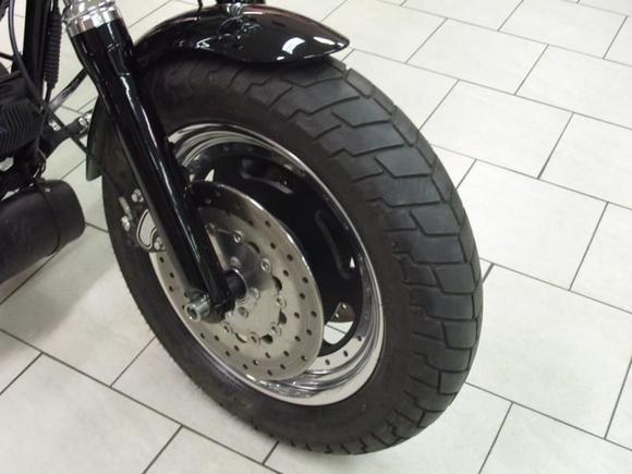 wrinke black wheel centre