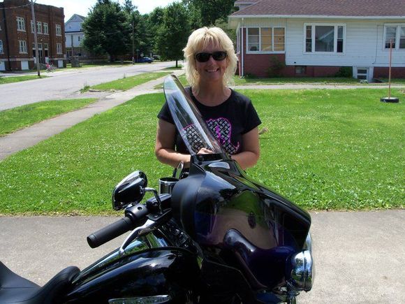 Been married to this Harley Babe for 33 years !
Hard to believe she's 50 years old...
Am I a Lucky Man or what !!!