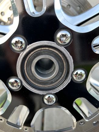 Pic with mark around bearing throttle side 