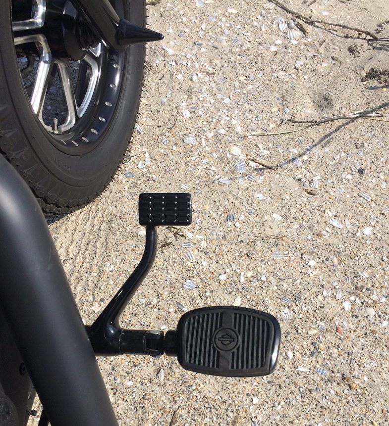 installed the mini floorboard foward pegs Harley Davidson Forums