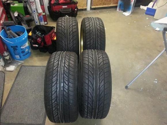 tires mounted 225/50R15