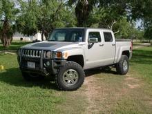 2009 Mug 3T Sidesteps Removed, Leveling Kit, 285 / 75 SSRs