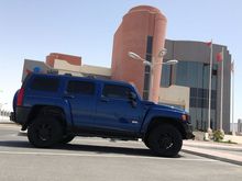 Painted rims Black and covered front grille and side mirrors with black mat stickers