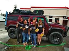 Nothing like cheerleaders for a clean up after a trail ride!!
