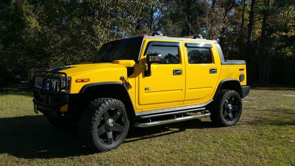 Here's another 06 Yellow SUT