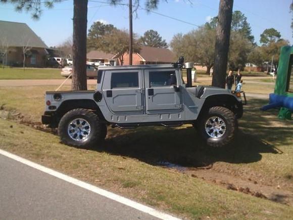 Hummer 001