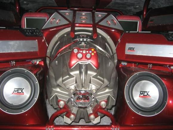 The MTX Jackhammer and 10" subs