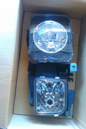 New headlight with aftermarket clear corner