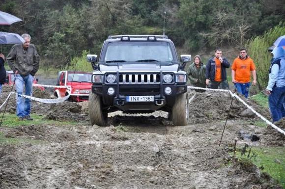 hummer h3 goodyear dura track tires ioannina greece owner zarogiannis sotiris