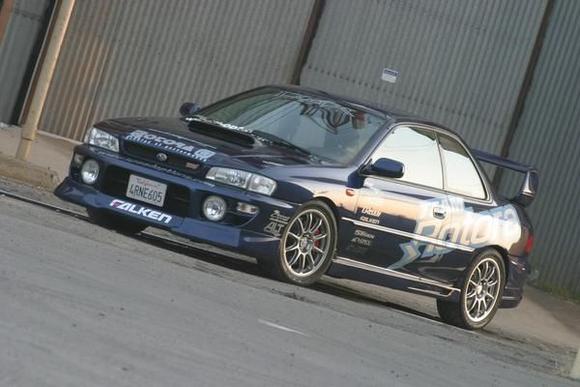maybe 2002? non gold rims for once