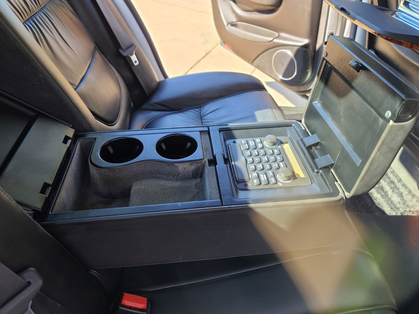 2006 Jaguar Super V8 - 2006 Jaguar Supercharged (Super V8) - Used - VIN SAJWA82C26TG49890 - 73,100 Miles - 8 cyl - 2WD - Automatic - Sedan - Silver - Valley Center, CA 92027, United States