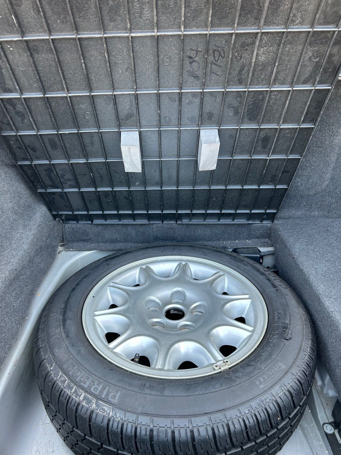 2000 Jaguar XJ8 - Amazing 2000 Jaguar XJ8 L Sport Silver Sedan w/ 111K Miles pure So. California Car - Used - VIN SAJDA23C4YLF06834 - 111,000 Miles - 8 cyl - 2WD - Automatic - Sedan - Silver - Redondo Beach, CA 90277, United States