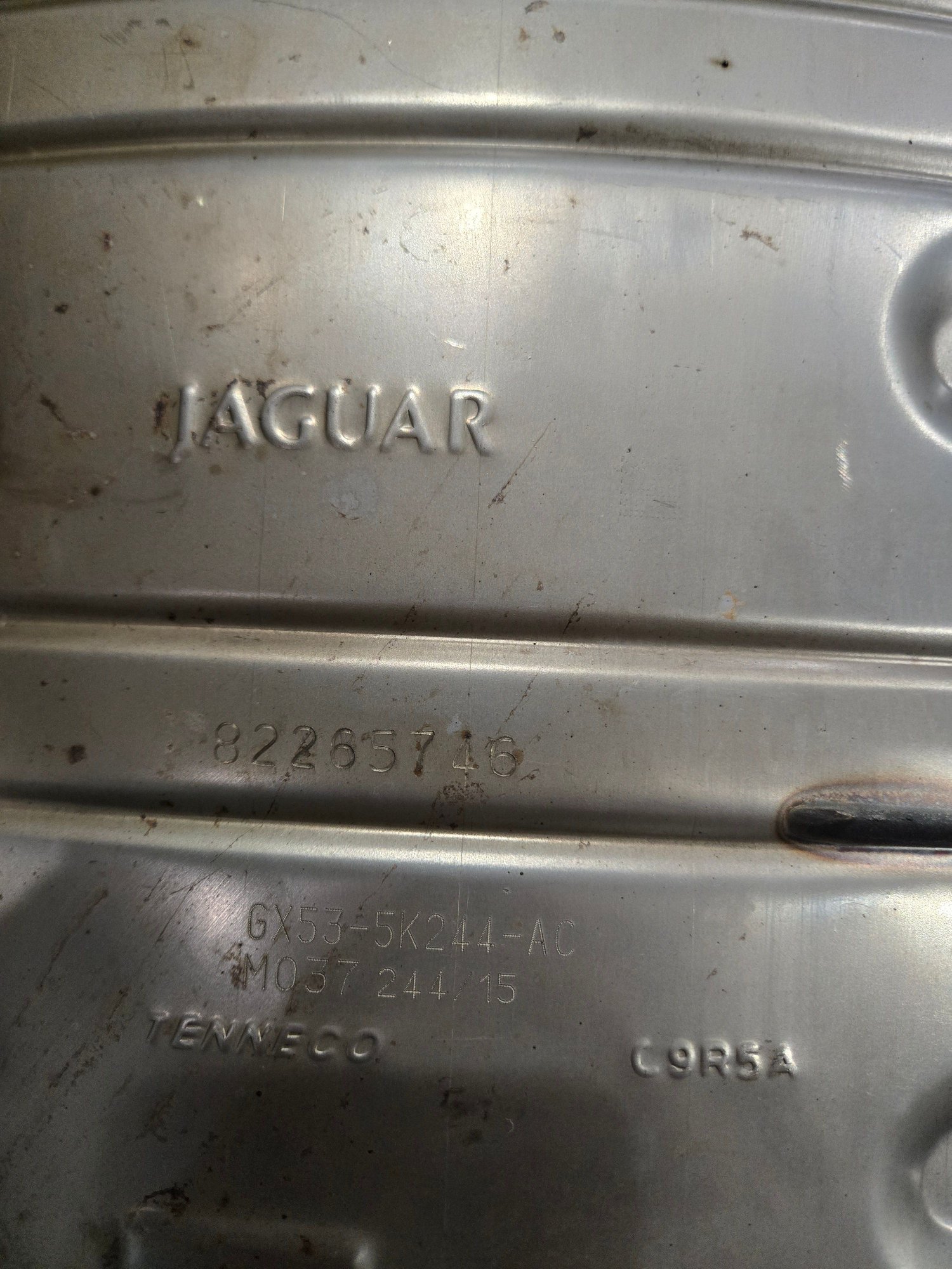 Engine - Exhaust - F type s oem valved muffler 29k miles. Works as it should, bought aftermarket - Used - 2013 to 2020 Jaguar F-Type - Chicago, IL 60631, United States