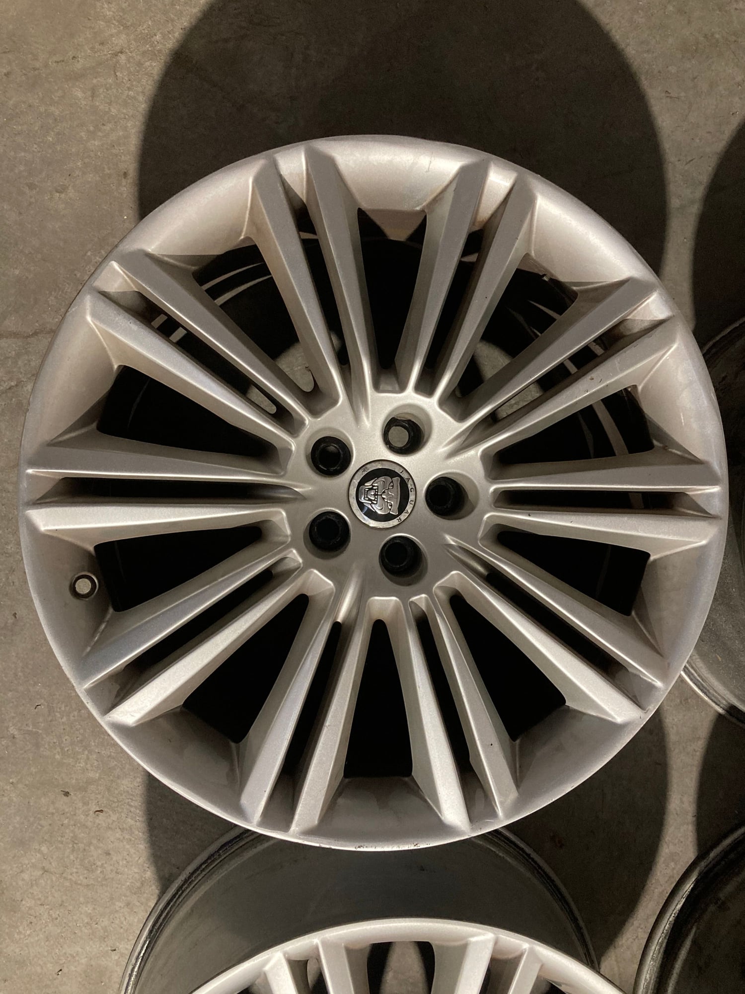 Wheels and Tires/Axles - Jaguar OEM Kasuga Wheels - Used - 2010 to 2019 Jaguar XJ - Austin, TX 78719, United States