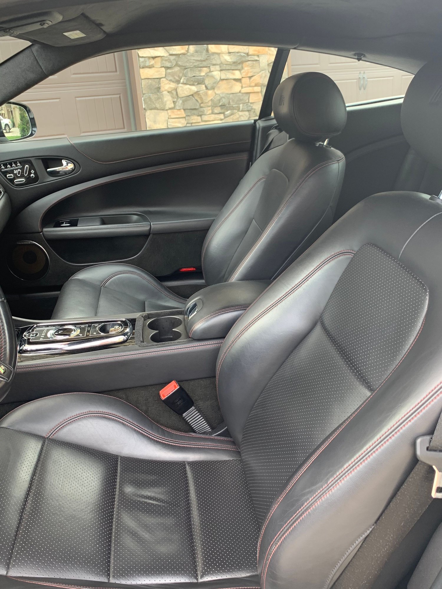 2013 Jaguar XKR - 2013 XKR Polaris white with black package - Used - VIN SAJWA4DC1DMB50169 - 36,600 Miles - 8 cyl - 2WD - Automatic - Coupe - White - Fort Mill, SC 29715, United States