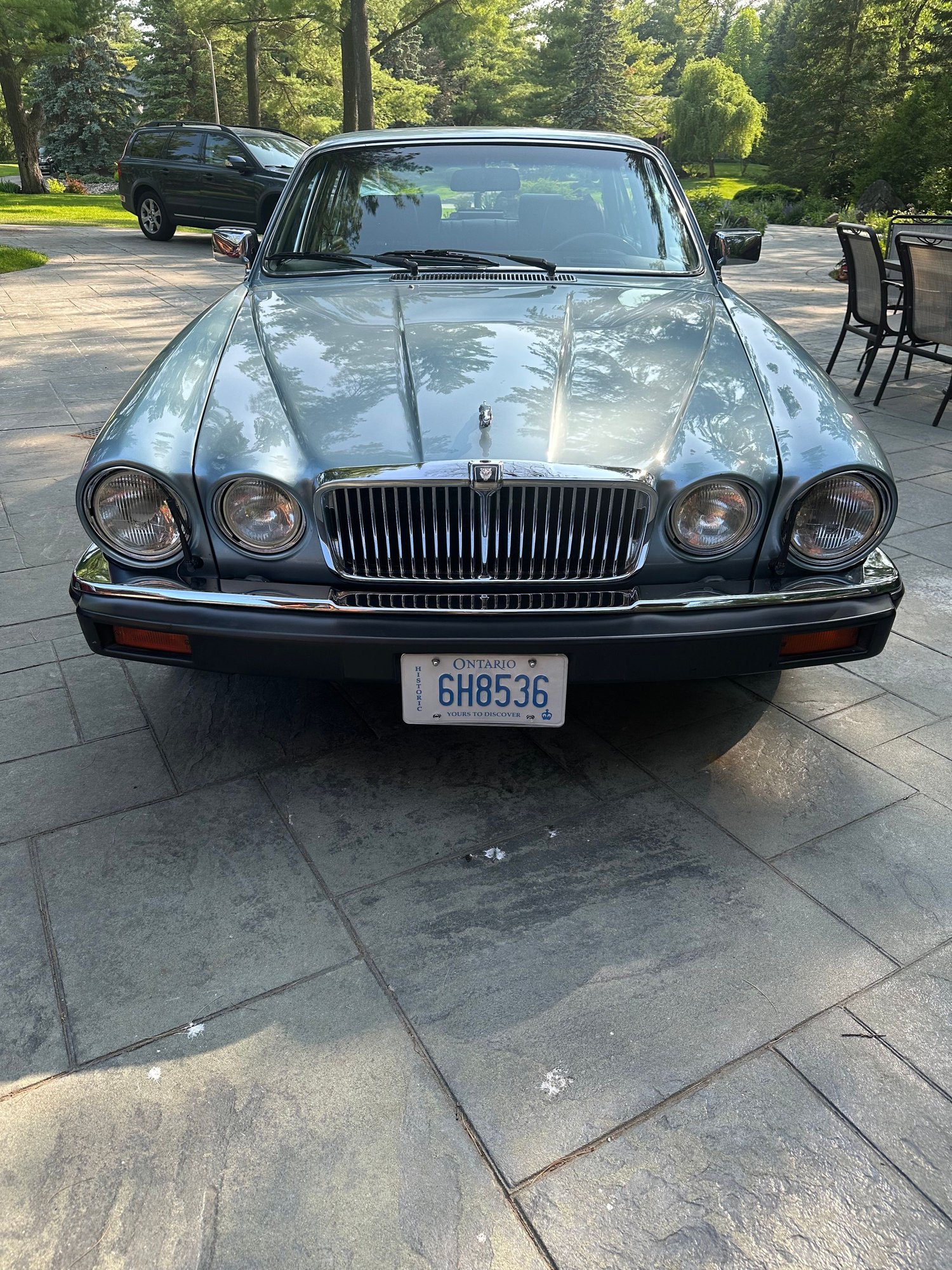 1990 Jaguar XJ12 - 1990 Jaguar Series III V12 Vanden Plas - Used - VIN SAJDL1845LC483446 - 12 cyl - 2WD - Automatic - Sedan - Blue - Hamilton, ON L0R1H2, Canada