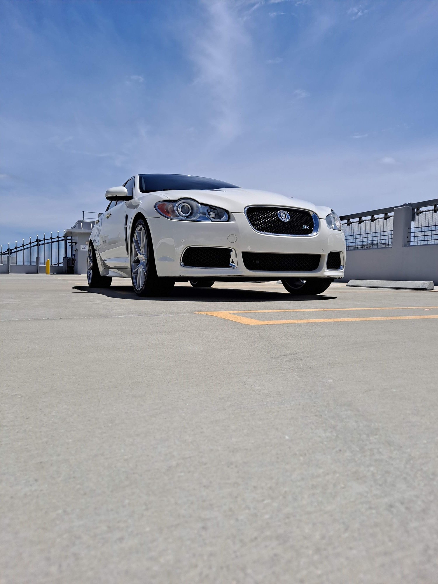 2010 Jaguar XFR - super saloon jaguar xfr 5.0 supercharged dream machine - Used - VIN Sajkxaojc6amr5096 - 92,000 Miles - 8 cyl - 2WD - Automatic - Sedan - White - Fort Lauderdale, FL 33304, United States