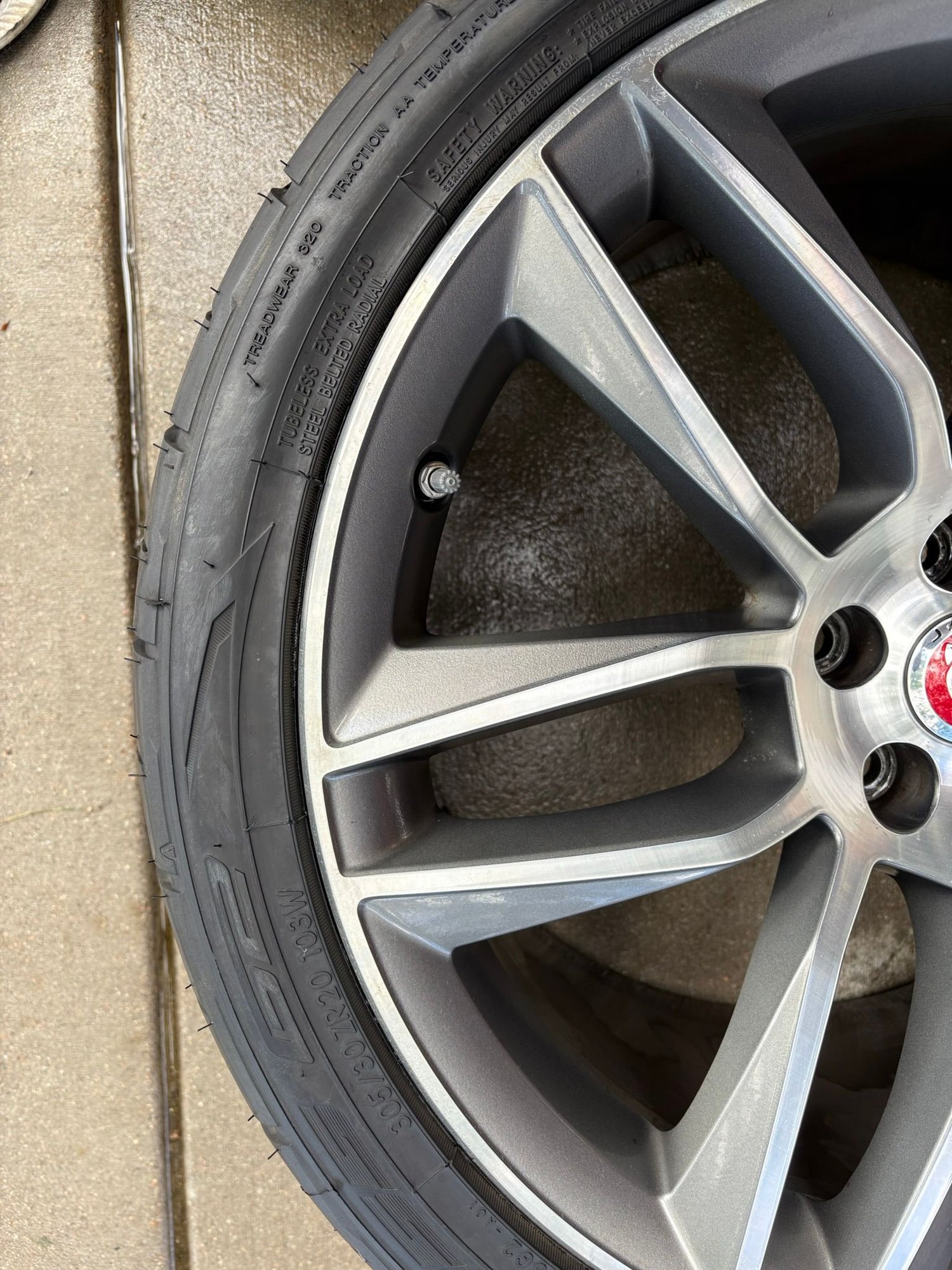 Wheels and Tires/Axles - Jaguar F-Type Gyrodyne Diamond Cut Wheels - Used - 2015 to 2027 Jaguar F-Type - Denver, CO 80228, United States