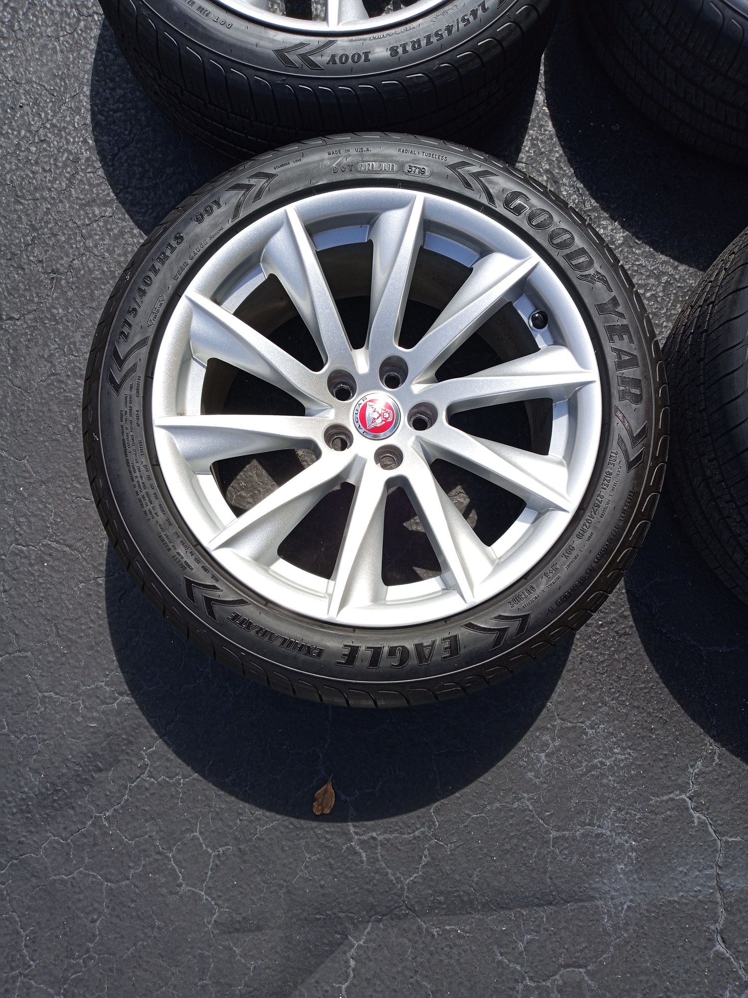 Wheels and Tires/Axles - Jaguar Factory F-Type Vela 10 spoke 18" OEM Staggered Wheels Rim Tires - Used - 2013 to 2021 Jaguar F-Type - 2010 to 2021 Jaguar All Models - Delray Beach, FL 33445, United States