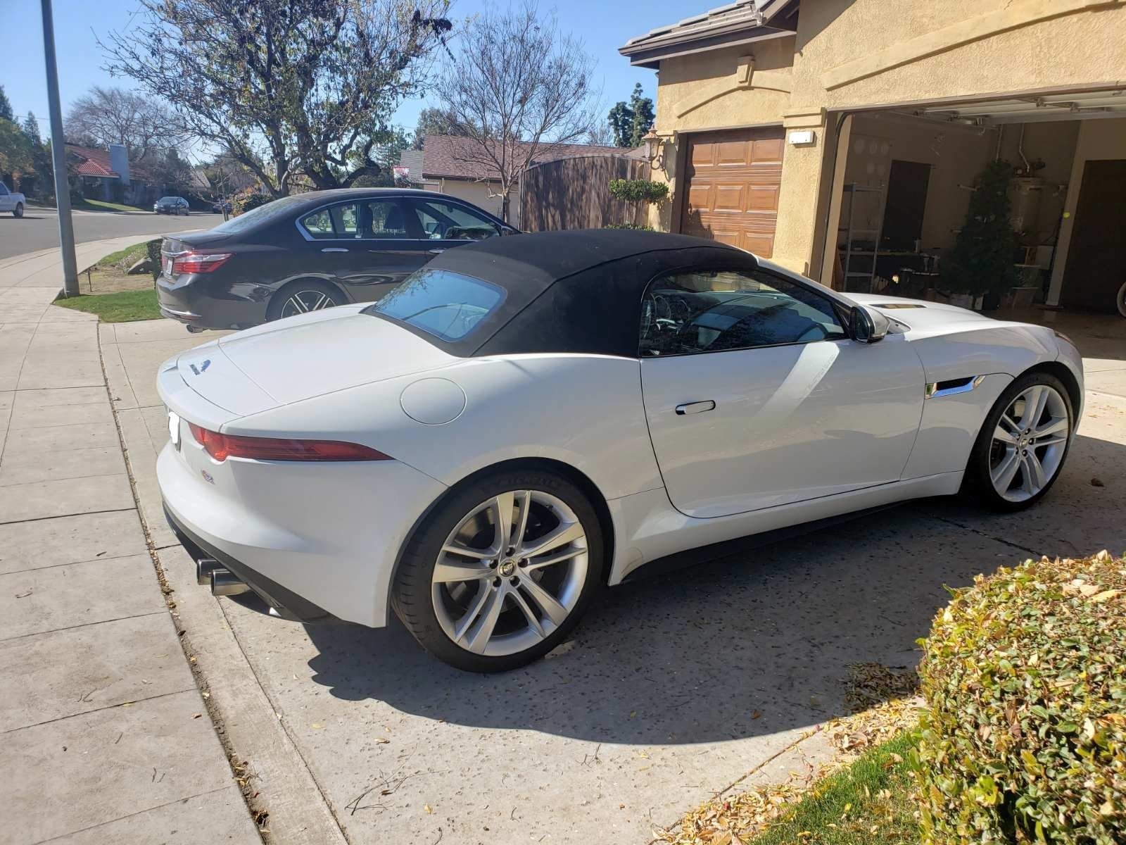 2014 Jaguar F-Type - 2014 F-Type V8S - Clean carfax, Title in hand - Used - VIN SAJWA6GL1EMK07752 - 56,950 Miles - 8 cyl - 2WD - Automatic - Convertible - White - Fresno, CA 93611, United States
